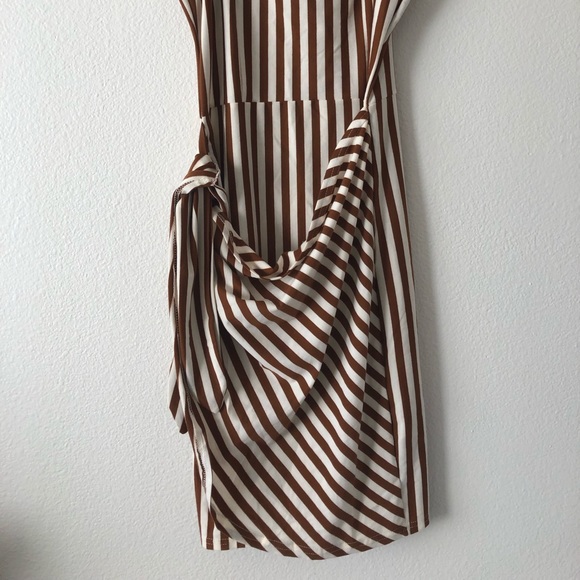 Striped Mini Summer Dress - Picture 6 of 8